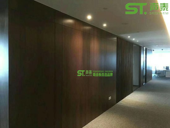 銀行木飾面掛墻板成功案例(圖1) 銀行木飾面掛墻板成功案例(圖1)